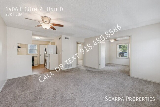 Building Photo - 1406 E 38th Pl