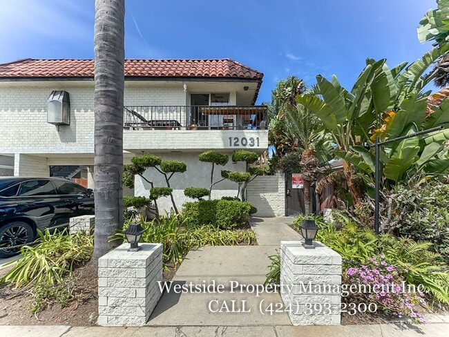 Building Photo - 12031 Pacific Ave