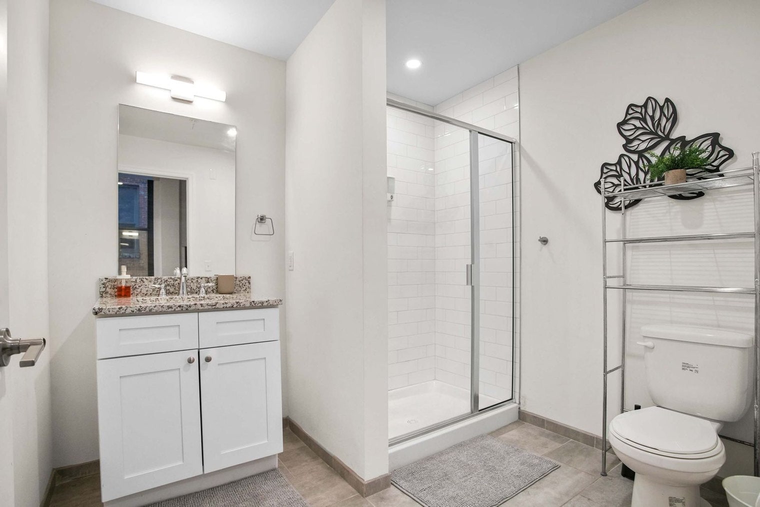 Building Photo - 209 9th St