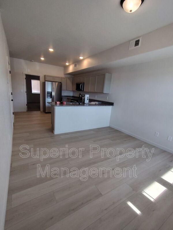 Building Photo - 1536 Carol Ann Wy