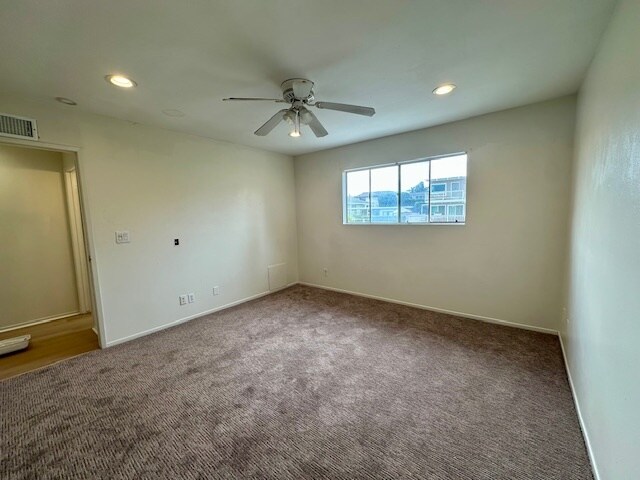 Building Photo - 33772 Violet Lantern St