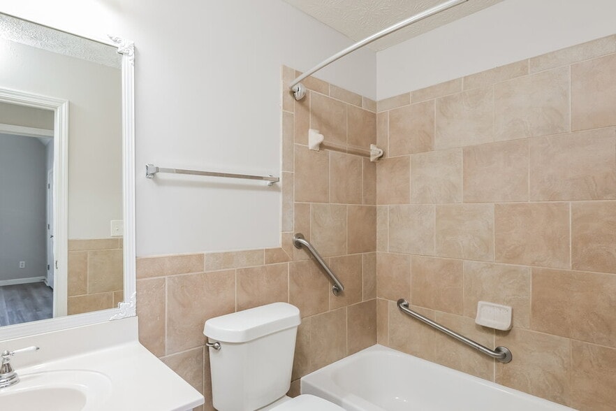 Building Photo - 4053 Rockmill Cove