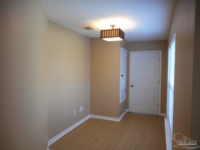 Building Photo - 2728 Kepler Ave