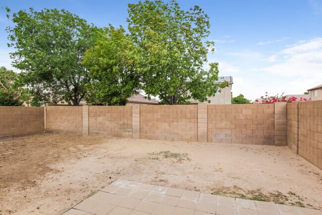 Building Photo - 6034 Castano Dr