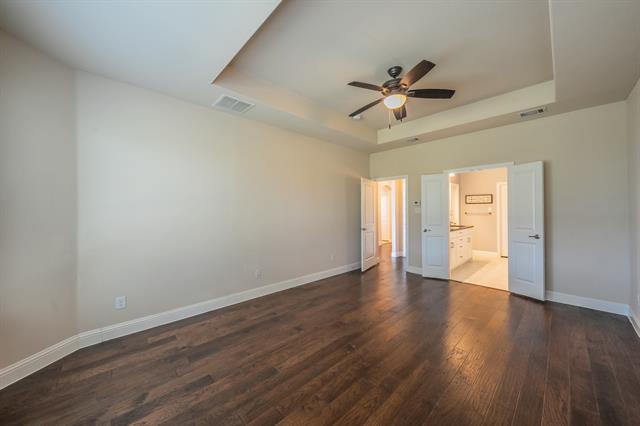 Building Photo - 15505 Bluffdale Dr