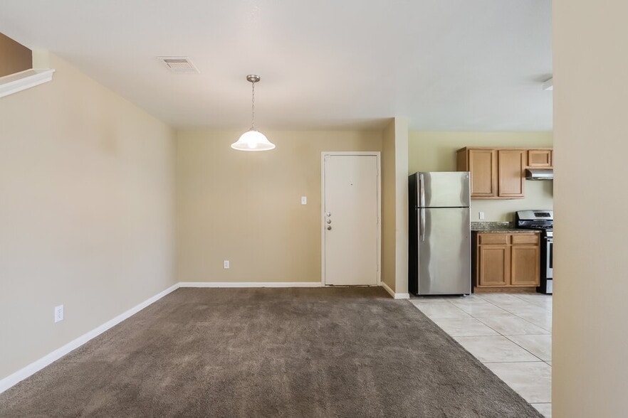 Building Photo - 20826 Bonham Park Ln