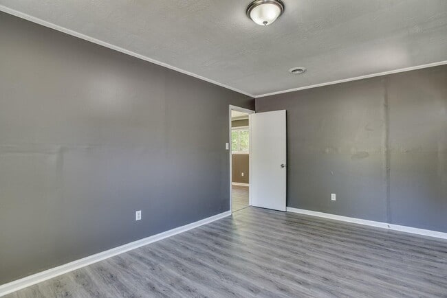 Building Photo - 3607 Massiot Dr