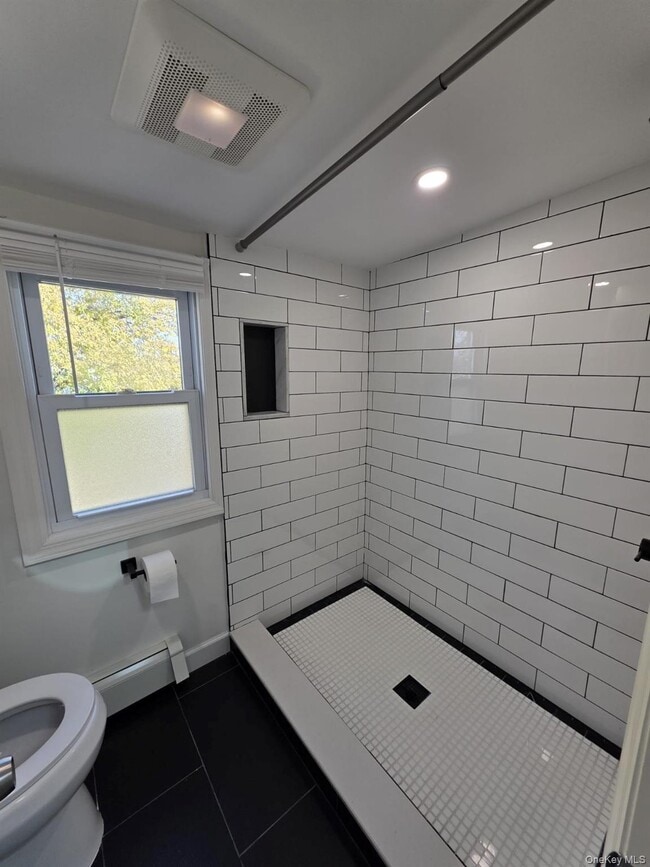 Building Photo - 113 Yoakum Ave