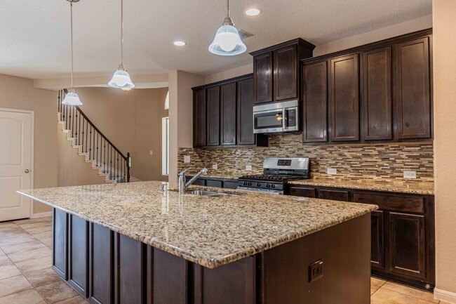 Building Photo - 8730 Poppy Hills