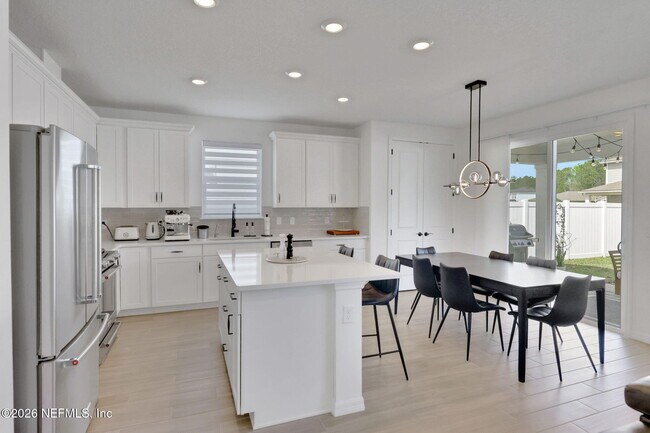 Building Photo - 72 Flintlock Ln