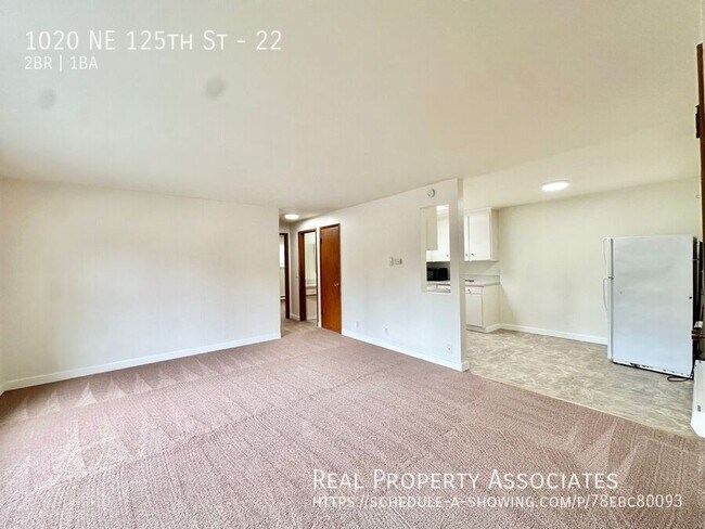 Building Photo - The Royal Apartments