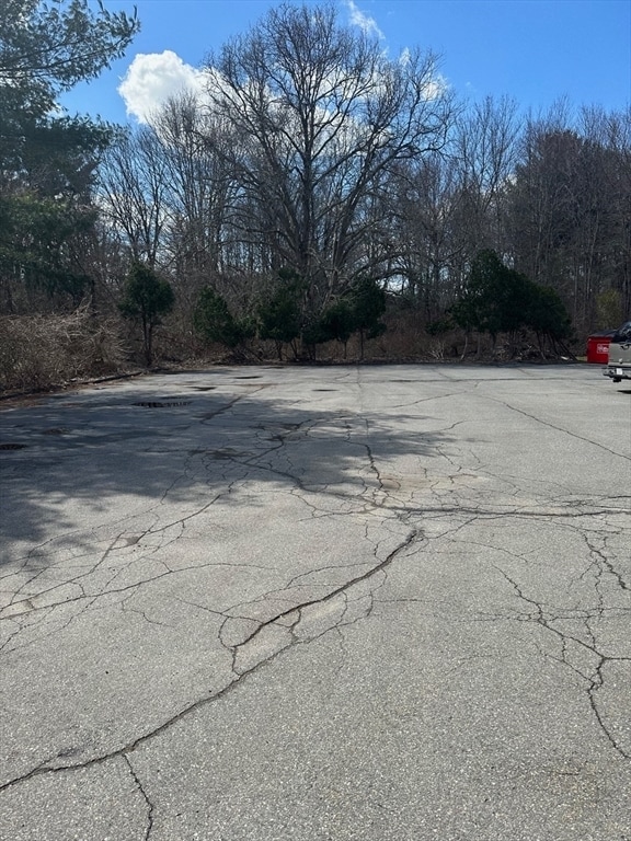 Building Photo - 54 Longmeadow Rd