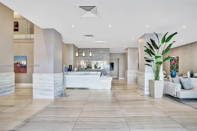 Building Photo - 2301 S Ocean Dr