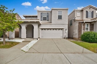 Building Photo - 2815 Tourbrook Way