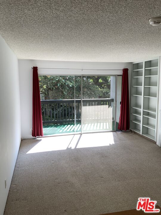 Building Photo - 1115 Raintree Cir