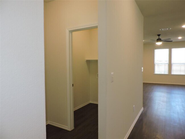 Building Photo - 4022 Timber Sapp Dr