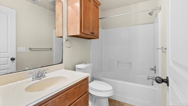 Building Photo - 1123 Blazewood Dr