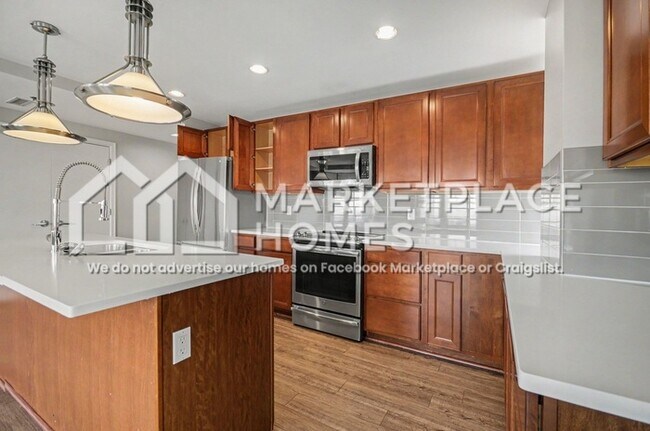 Building Photo - 525 W Lafayette Blvd