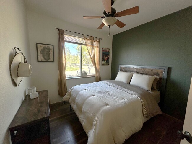 Building Photo - Home For Rent on 5 acres in Minden
