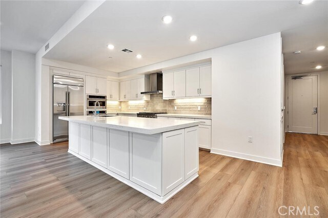 Building Photo - 3201 Rivington