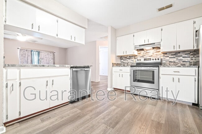 Building Photo - 1611 High Point Ct SW