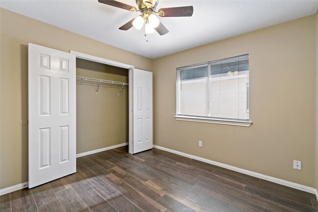 Building Photo - 2418 Orchard Run Way