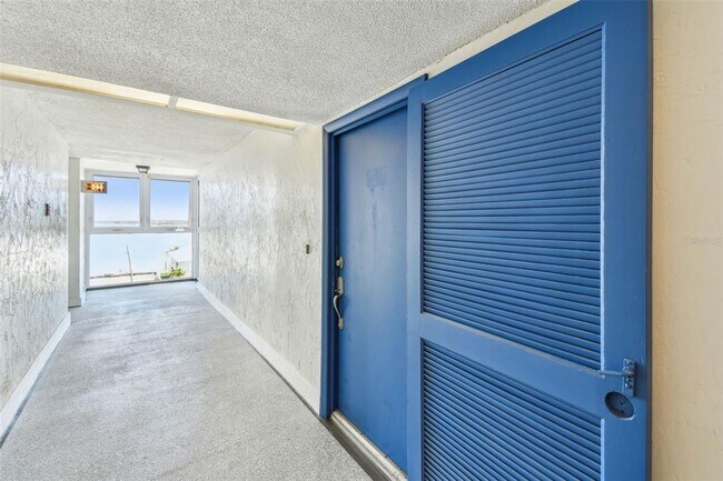 Building Photo - 500 Treasure Island Causeway