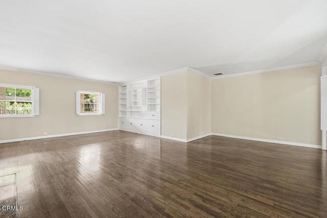 Building Photo - 568 Los Arboles Ln