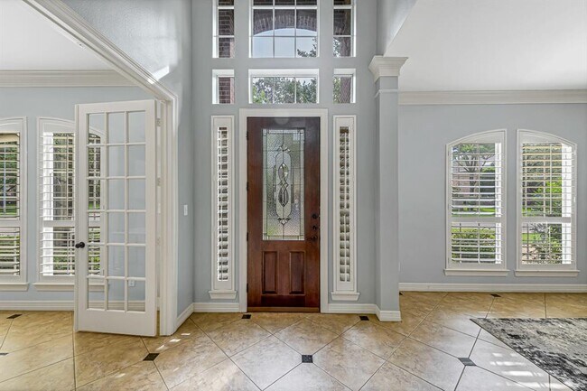 Building Photo - 4602 Gladesdale Park Ln