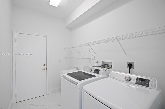 Building Photo - 13742 NW 16th St