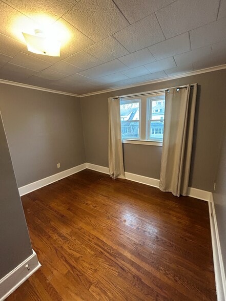 Building Photo - 415 Whittier Ave