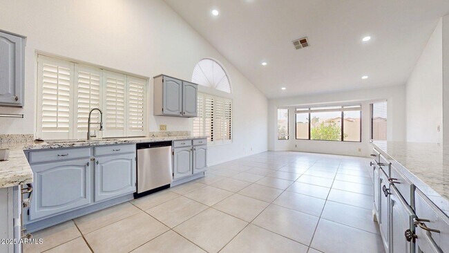 Building Photo - 9814 W Menadota Dr