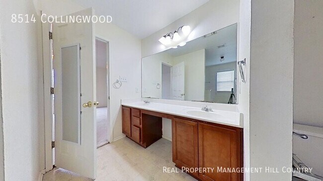 Building Photo - 8514 Collingwood-