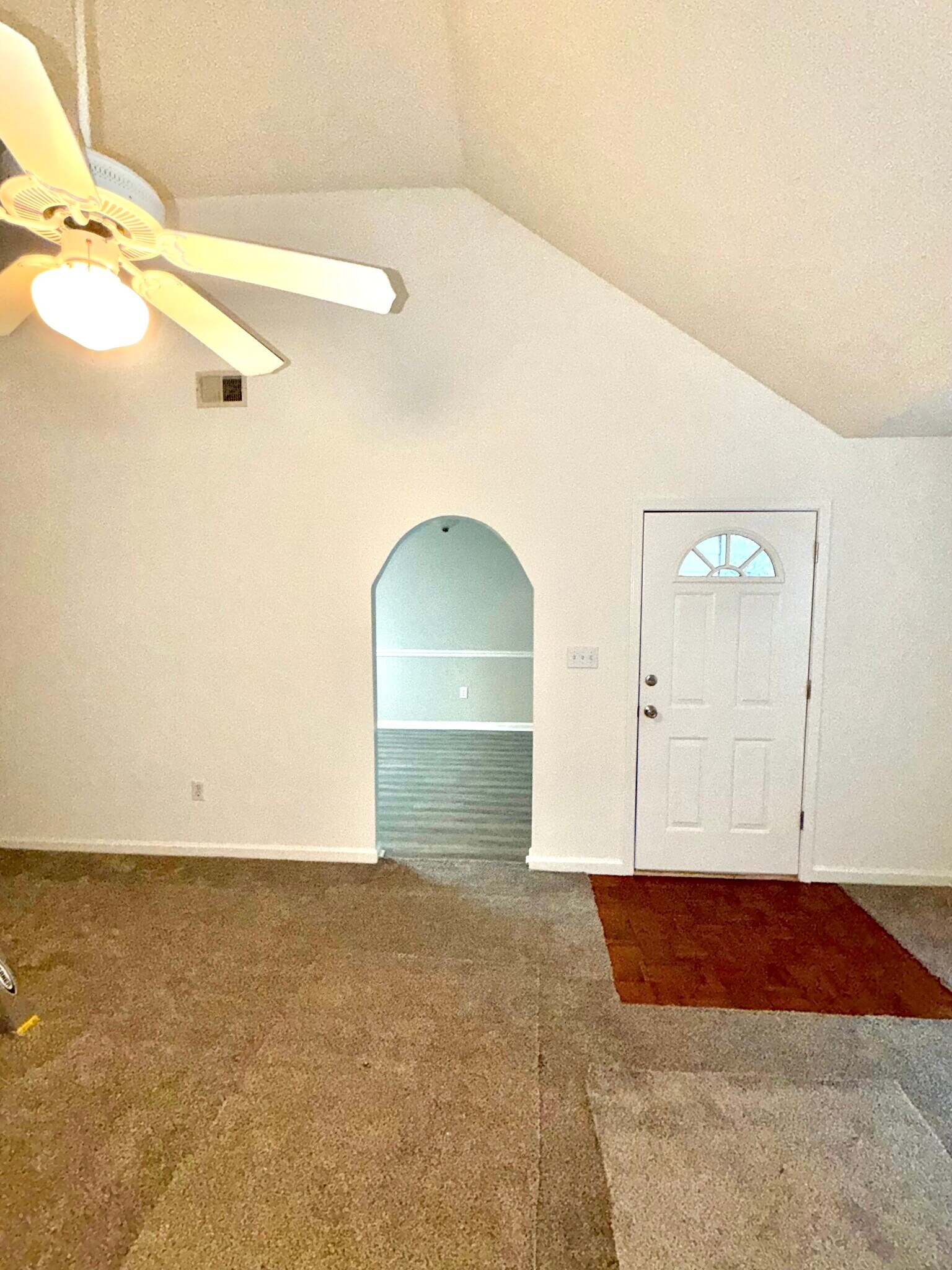 Building Photo - 125 Warren Way