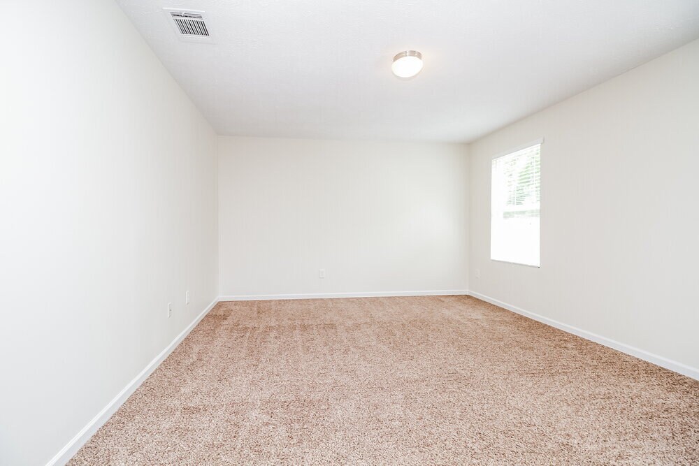 Building Photo - 608 Elderberry Way
