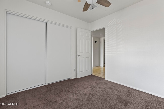 Building Photo - 5212 N 67th Dr