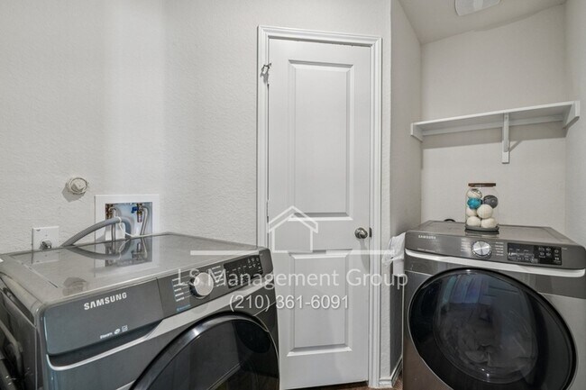 Building Photo - 8215 Blue Canal