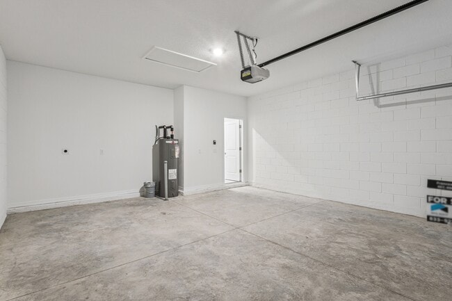 Building Photo - 393 Marion Oaks Golf Rd