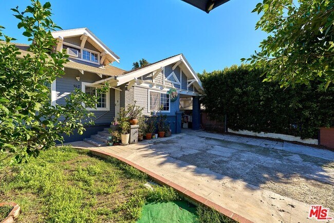 Building Photo - 162 S Ardmore Ave