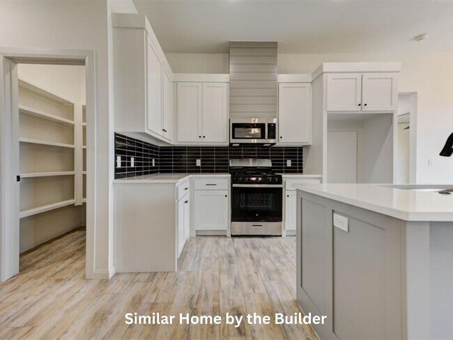 Building Photo - Move-In Ready! 4-Bed Home in Mustang