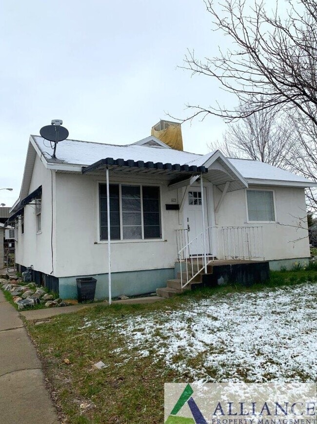 Building Photo - Treat Yourself Out with a $500 Visa Gift C...