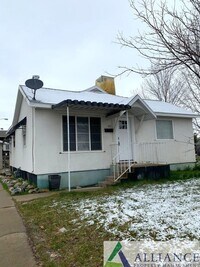 Building Photo - Treat Yourself Out with a $500 Visa Gift C...