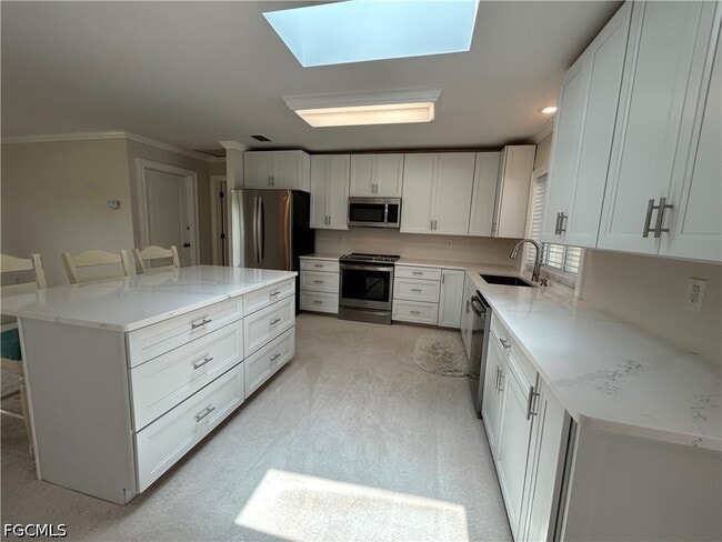 Building Photo - 225 3rd St W