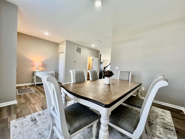 Building Photo - Brand new Executive home in Liberty Twp, Ohio