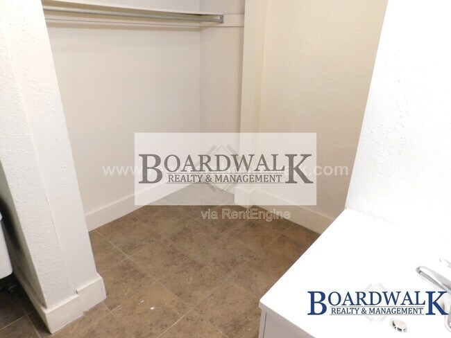 Building Photo - 2992 S 8850 W