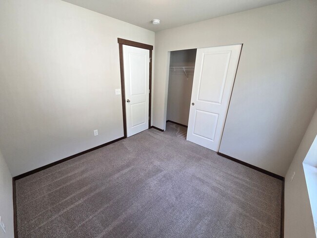 Building Photo - 5151 Sophie St