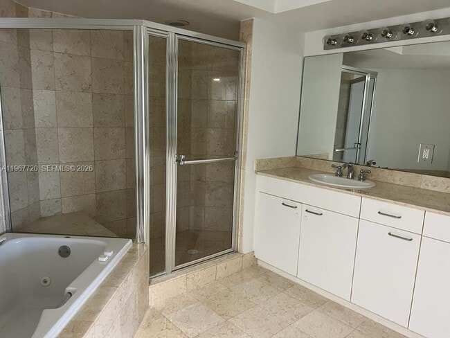 Building Photo - 21055 Yacht Club Dr