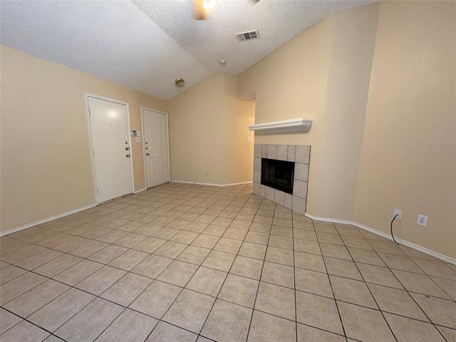 Building Photo - 2737 Gant Dr