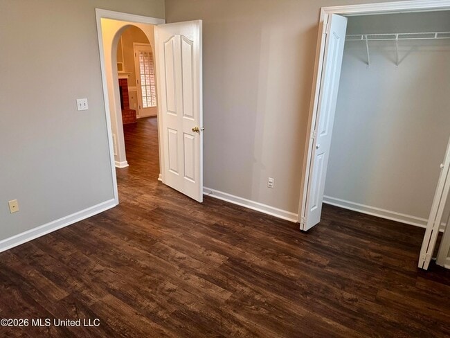 Building Photo - 1324 Biloxi St