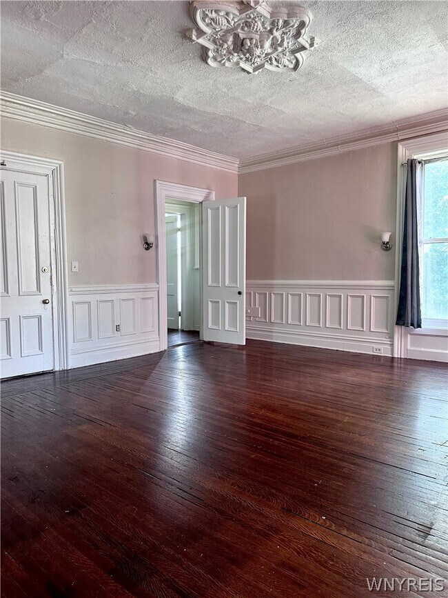 Building Photo - 912 Lafayette Ave